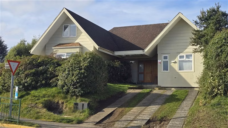 Casa en venta de 6 dorm. en Puerto Varas