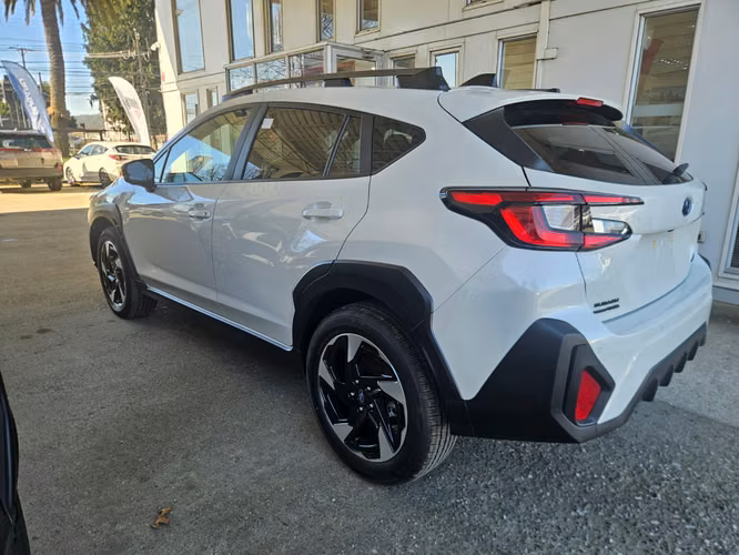SUBARU CROSSTREK 2.0 AWD CVT TOURING EYESIGHT HK 360