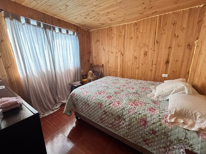 Parcela con 2 casas frente al balneario. Colbun (179631)