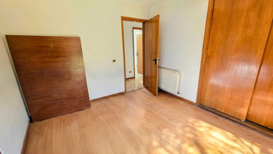 Moderna Casa con Excelente Conectividad (179578)