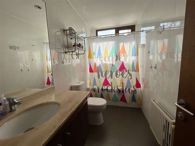 Casa en arriendo de 4 dorm. en Las Condes - Imagen 23
