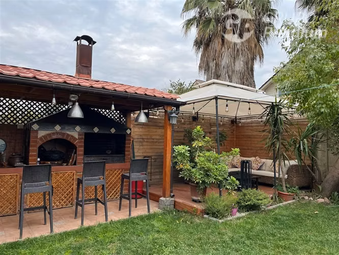 Casa en venta de 4D 3B SE Larapinta - Imagen 2