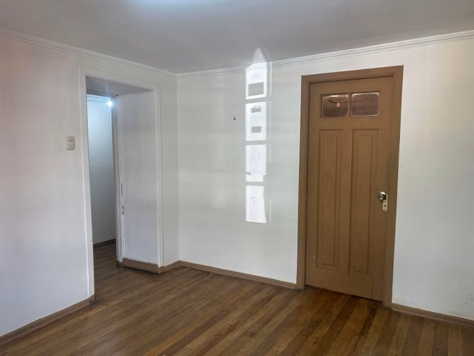 Se vende casa central en Linares,