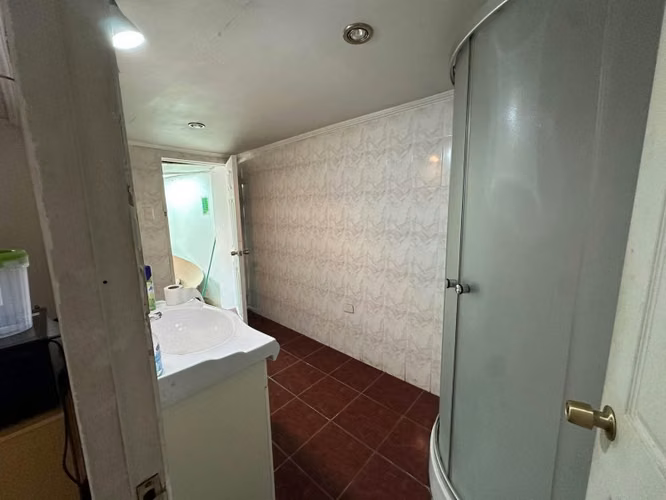 Se vende casa central en Linares,