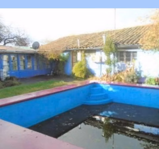 Se vende casa central en Linares,