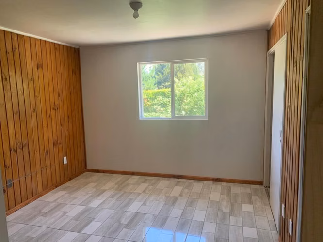 Se vende casa en Condominio Sta. Elena de colbun