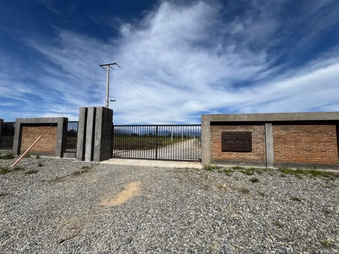 Se vende lote de 5.000 en Loteo Los Batros Linares