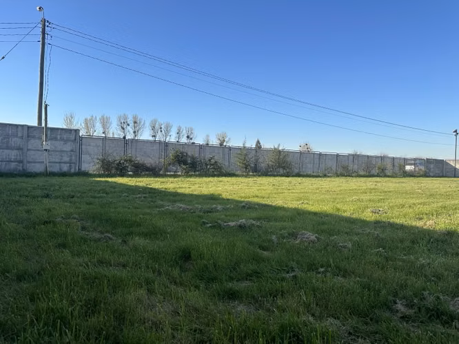 Se vende lote de 4.000 en Loteo privado en Linares