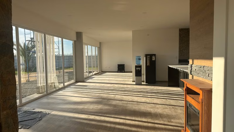 Se vende casa Nueva en Linares