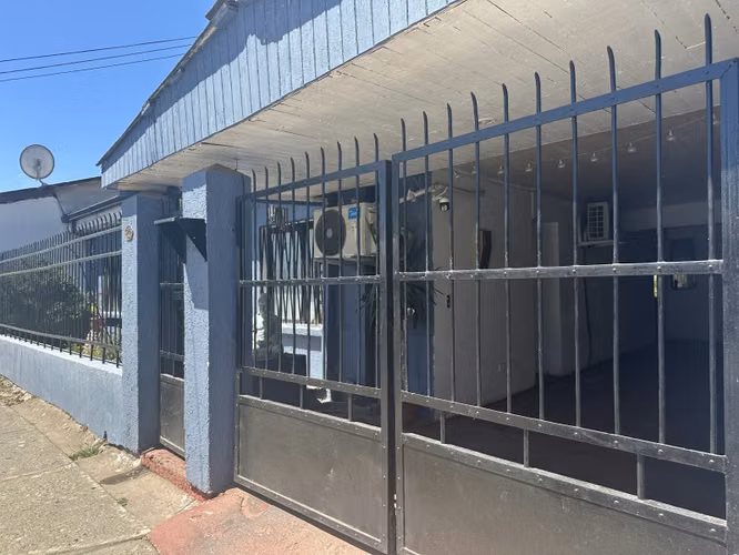 Se vende casa central en Linares - Imagen 7