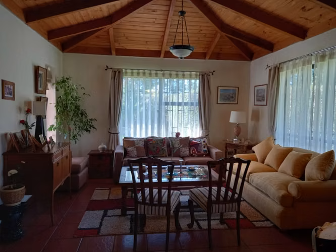 SE VENDE CASA EN LOTEO LAS ARAUCARIAS, LINARES