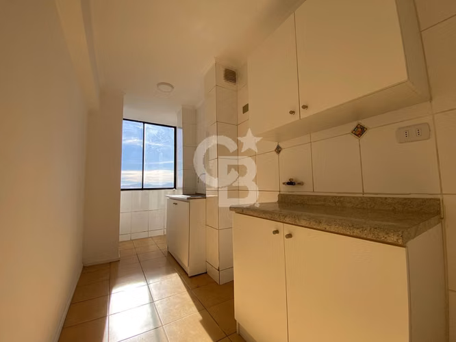 Soleado Depto en arriendo con excelentes prestaciones.