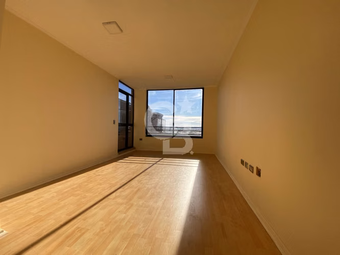 Soleado Depto en arriendo con excelentes prestaciones.