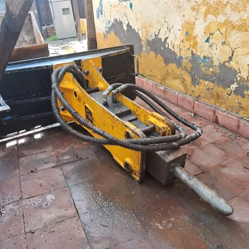 Martillo hidraulico minicargador