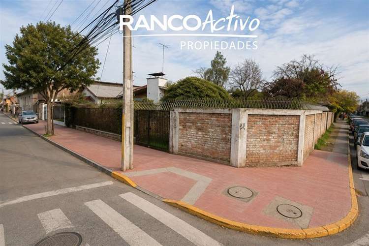 En venta casa esquina gran terreno centro San Fernando