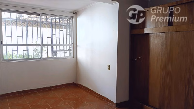 Casa 3D con 169 m de terreno y estacionamiento cerrado