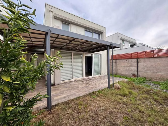 Venta Linda Casa 4D+3B+2E Con. Jardines Vizcacha (179663)