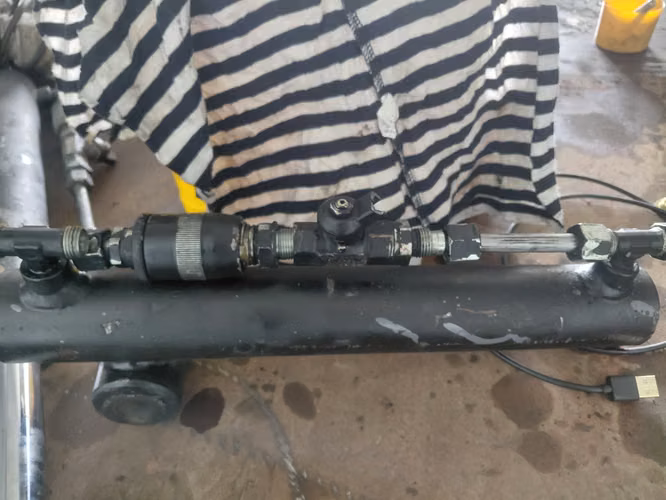 Mecanica de camiones y maquinaria - Imagen 5