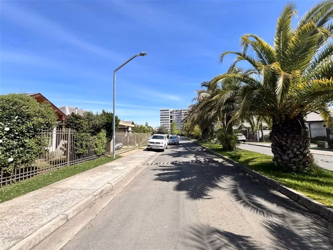 Se Vende Excelente Casa en Portones de Pichimapu, Talca