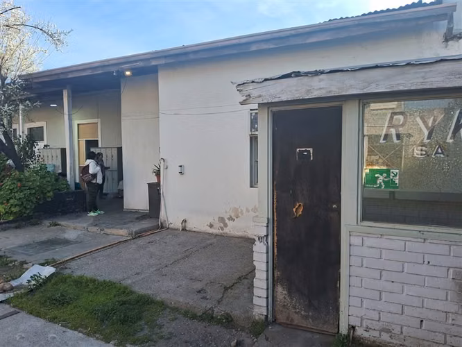 ARRIENDO GALPÓN 1000M2 TRIFÁSICA PUENTE ALTO /LAS MERCEDES