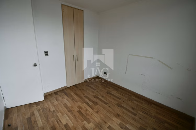 VENTA DEPTO 2D 1B PISO 13 OPORTUNIDAD INDEPENDENCIA