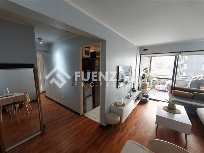 Departamento Venta Las Condes 93m2 3d 3b EB. Metro E.Militar