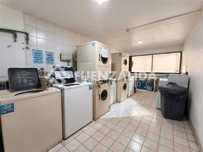 Departamento Venta Las Condes 93m2 3d 3b EB. Metro E.Militar