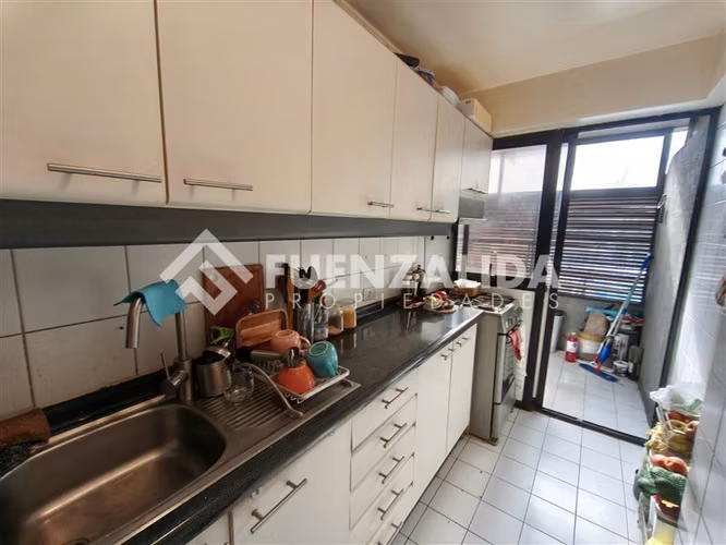 Departamento Venta Las Condes 93m2 3d 3b EB. Metro E.Militar
