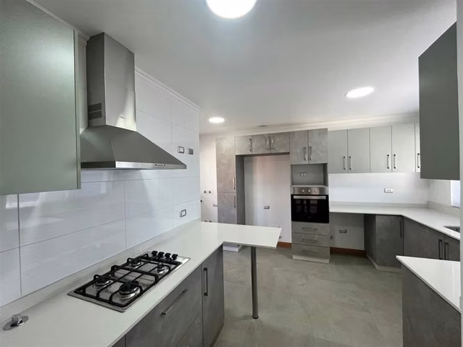 Vendemos Excelente Casa en Parcela San Valentin, Talca