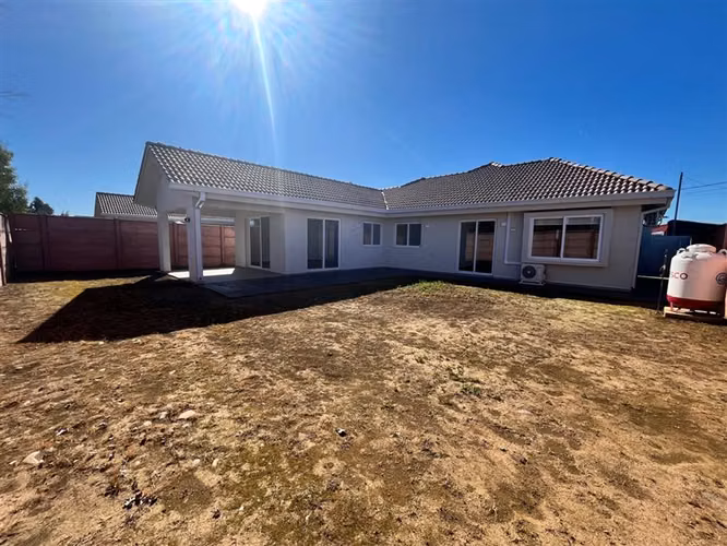 Vendemos Excelente Casa en Parcela San Valentin, Talca
