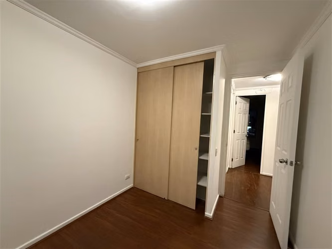Casa en arriendo de 4D y 4B en tres pisos Huechuraba Fontova