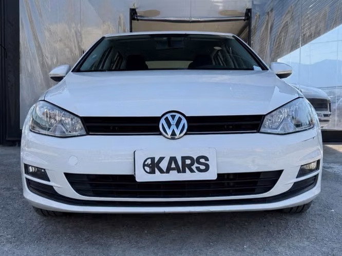 VOLKSWAGEN GOLF  2017