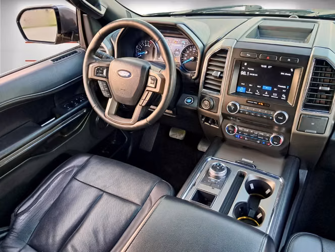 FORD EXPEDITION XLT 3.5 4X2 AUT 2019
