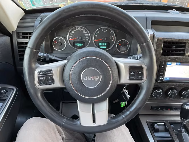 JEEP CHEROKEE LIMITED3.7 AUT 4X4  2013