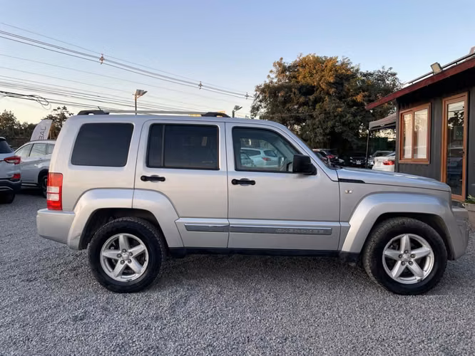JEEP CHEROKEE LIMITED3.7 AUT 4X4  2013