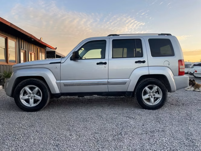 JEEP CHEROKEE LIMITED3.7 AUT 4X4  2013