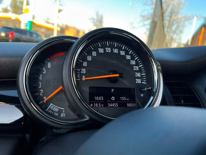MINI COOPER CABRIO F57 PEPPER 1.5 AT 2018
