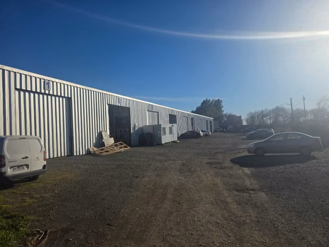 Arriendo bodegas 71 m2, 162m2, 243 M2 0,11 UF + IVA MENSUAL