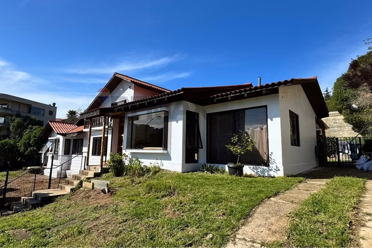 Hermosa casa en concón, ubicación inmejorable
