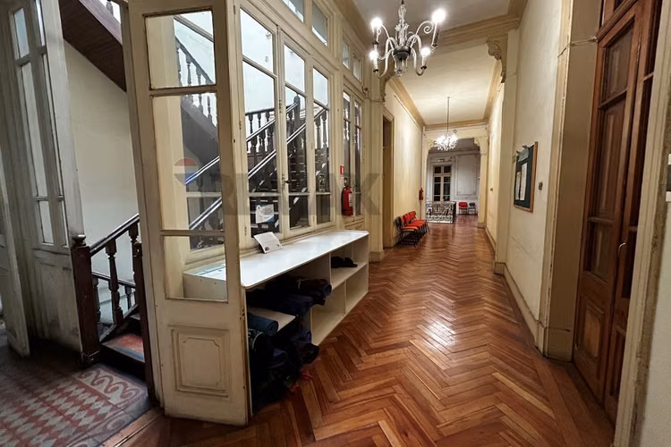 Edificio comercial en casco histórico