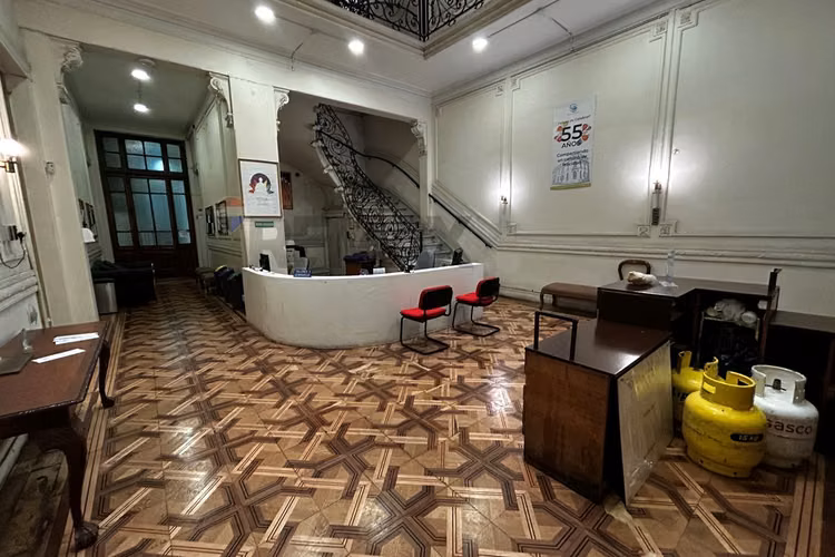 Edificio comercial en casco histórico - Imagen 6