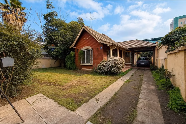 Casa en venta de 589mts de terreno 4d3b