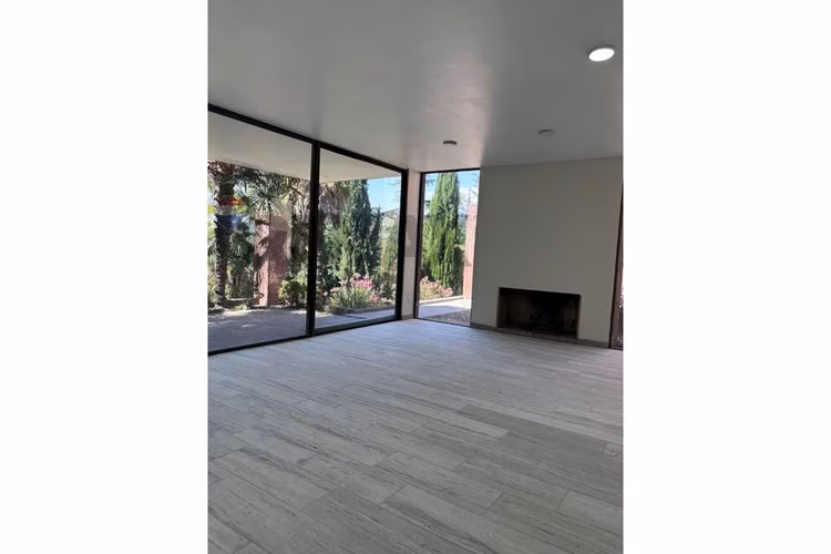 Espectacular casa en arriendo en lo barnechea - Imagen 2
