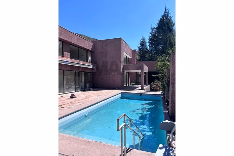 Espectacular casa en venta en lo barnechea - Imagen 3
