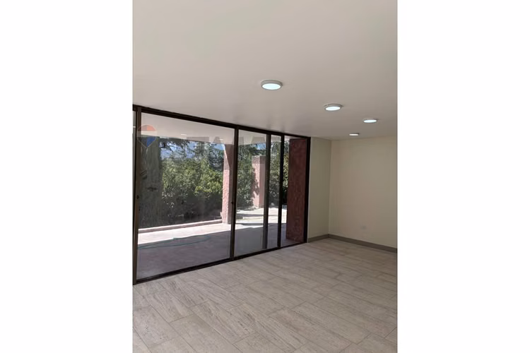 Espectacular casa en venta en lo barnechea - Imagen 15