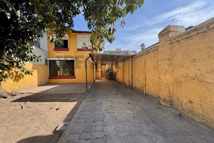 Casa comercial 5 privados, 4 estac. ñuñoa