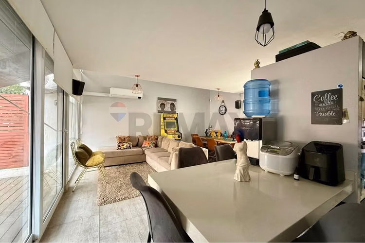 Townhouse 4d-4b-2e juan de dios vial
