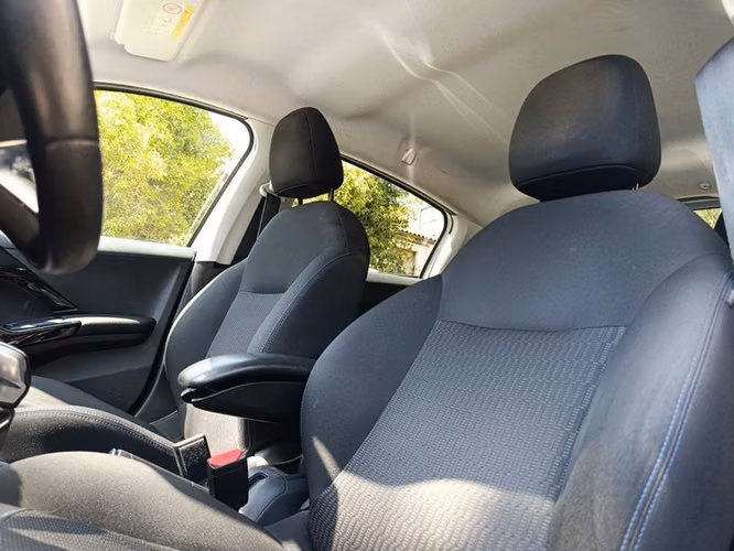 PEUGEOT 208 SIGNATURE BLUE - 2020 | 2686