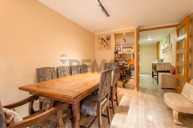 Venta departamento metro simon bolivar ñuñoa