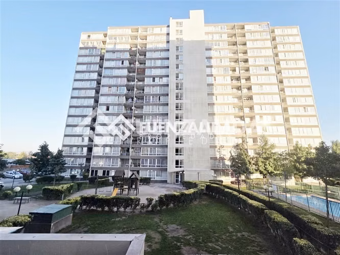 Departamento en venta de 3 dorm. en La Cisterna